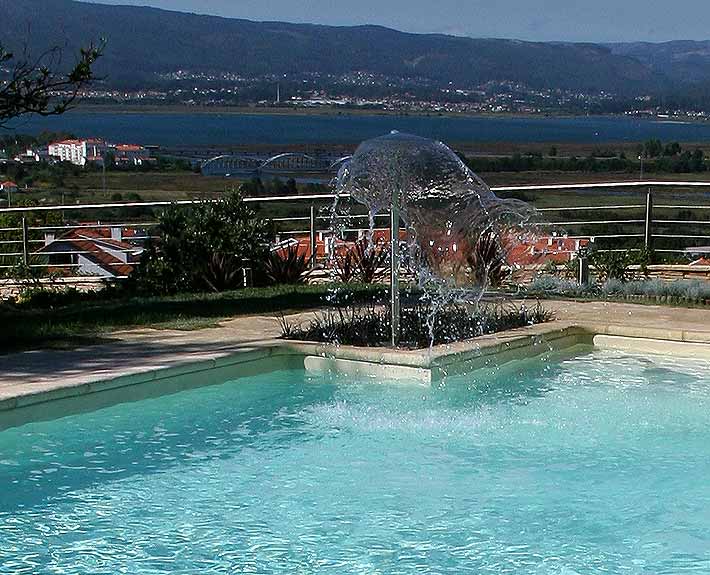 Piscinas SOLEO Rio Rond R50