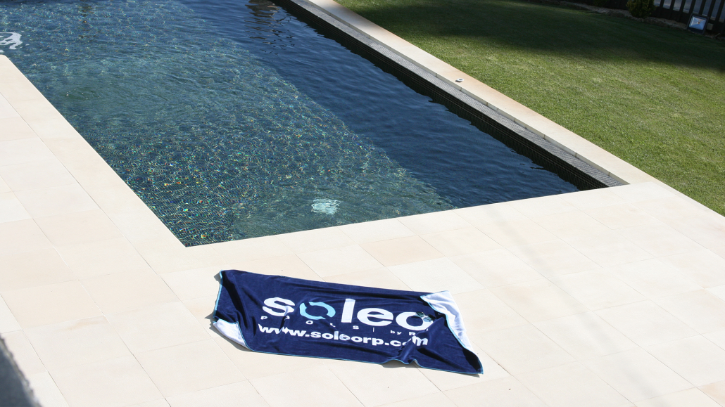 O melhor do verão é a sua piscina Soleo